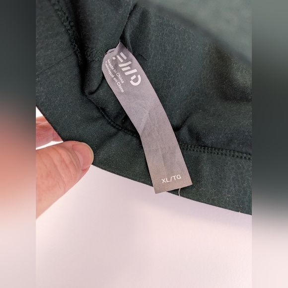 FWD Hunter Green Cross back sports bra with pads size XL - Picture 7 of 7